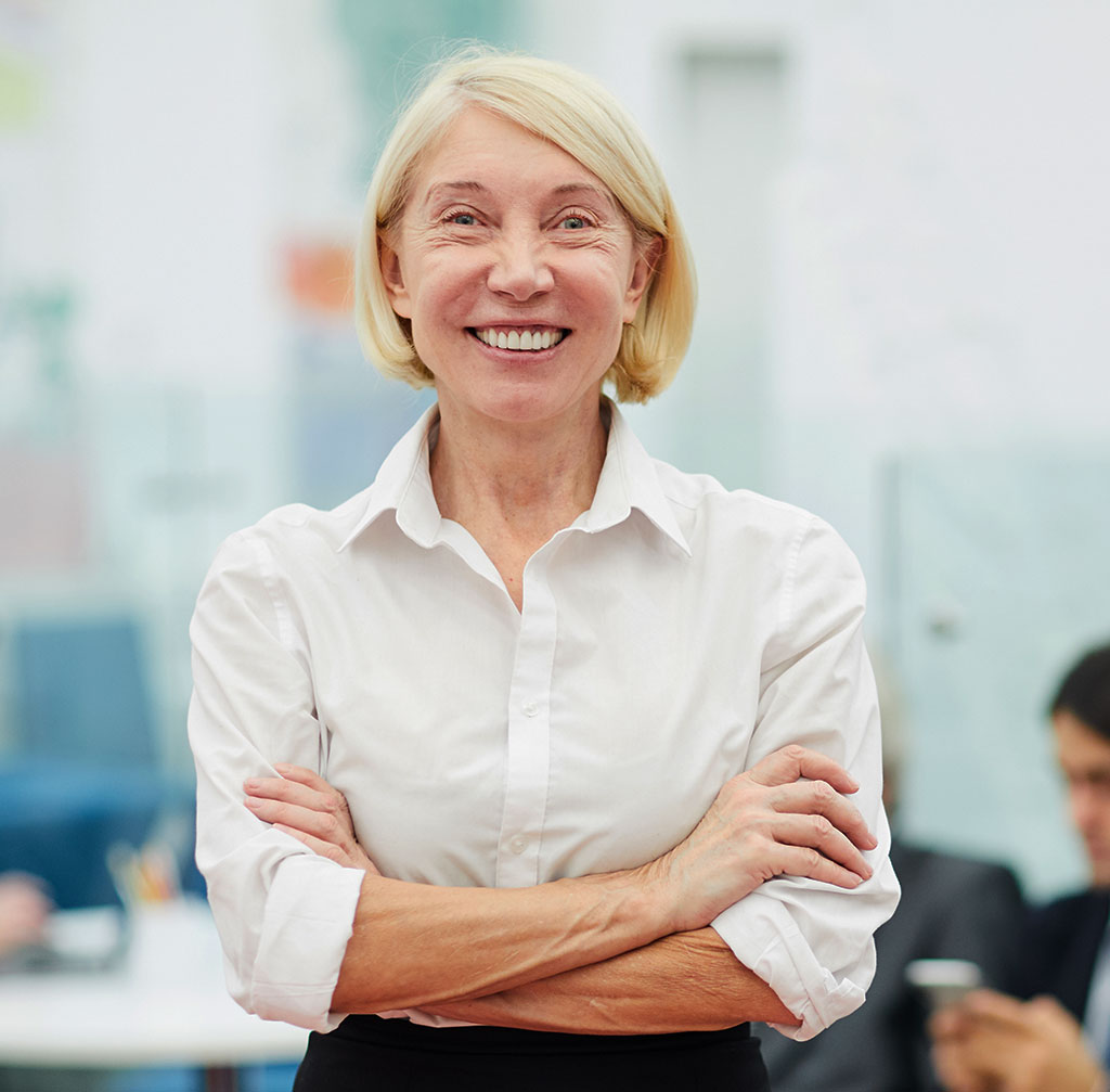 mature-businesswoman-posing-LMBFXJ6.jpg